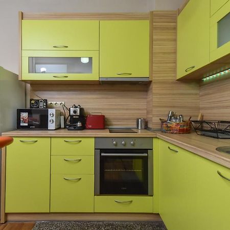 Vintage Spot - Colorful One-Bedroom Apartment By Flat Mаnager Σόφια Εξωτερικό φωτογραφία